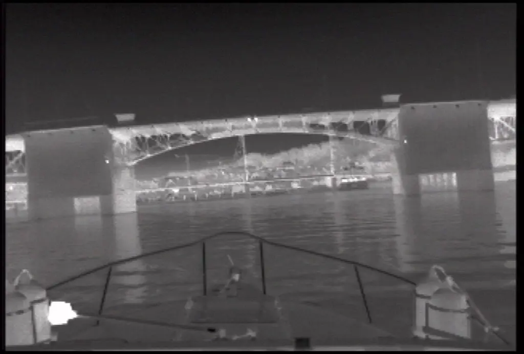 00_40605_01_Navcomms_FLIR