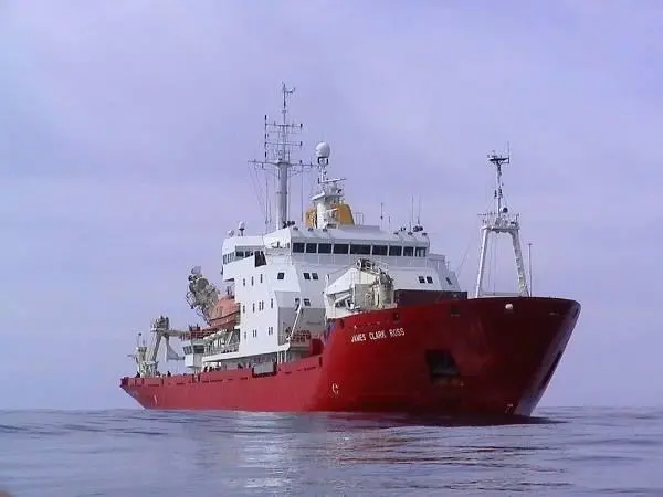 00_40694_02_Pollution_Ice_Chaser