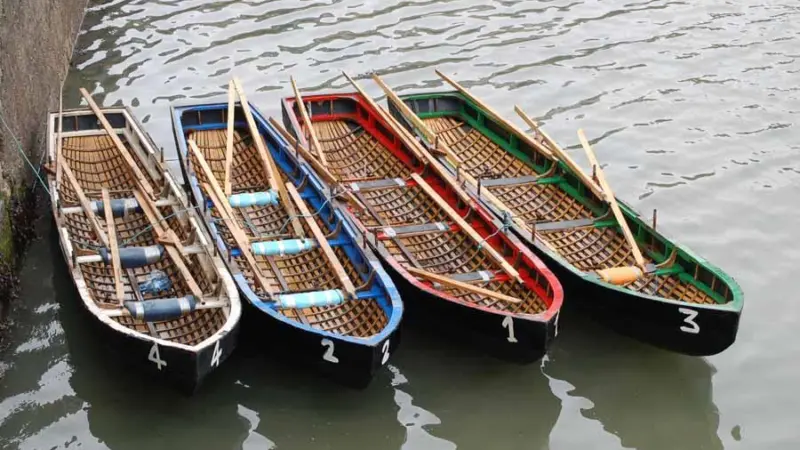 00_42695_MJ_Newsletter_27-11-08_Currach