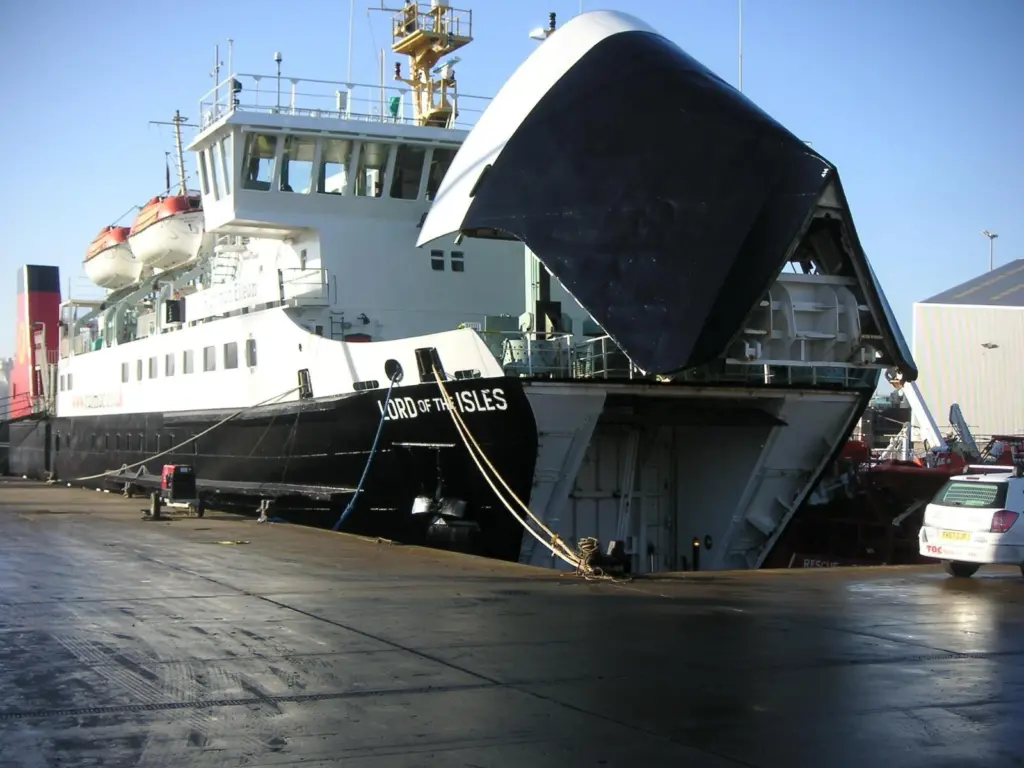 00_38529_01_Ferries_and_Dales