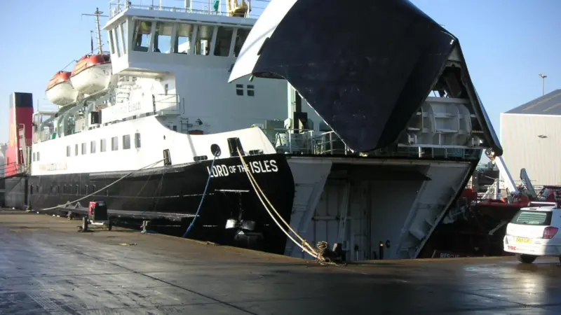 00_38529_01_Ferries_and_Dales
