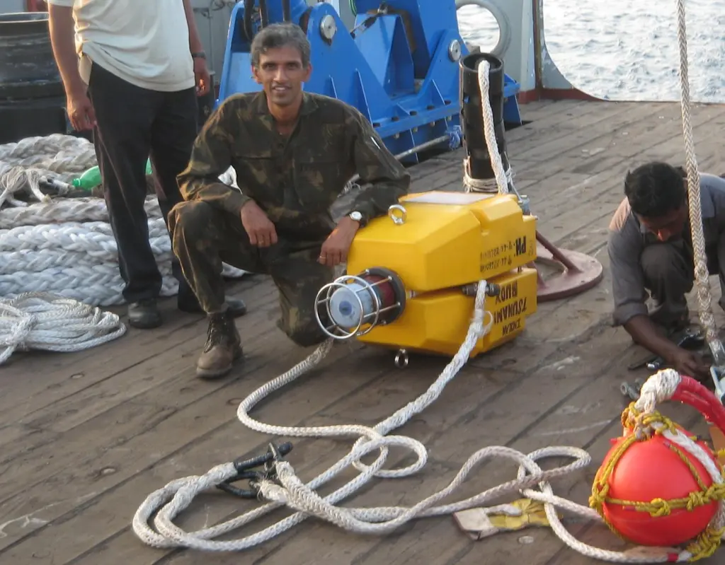 00_40872_03_Safety_Sonardyne