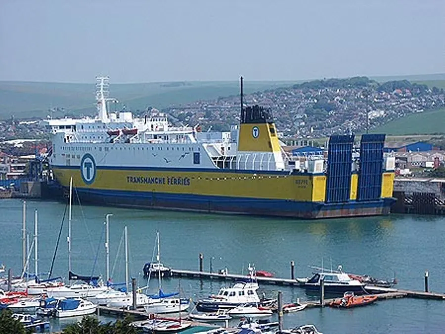 00_38548_04_Ferries_and_SS_LDLines