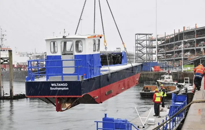 00_38893_06_Seawork_Meercat