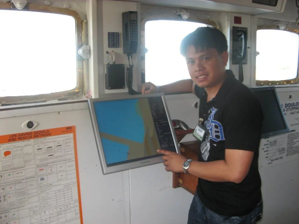 00_40604_02_NavComms_Nautical