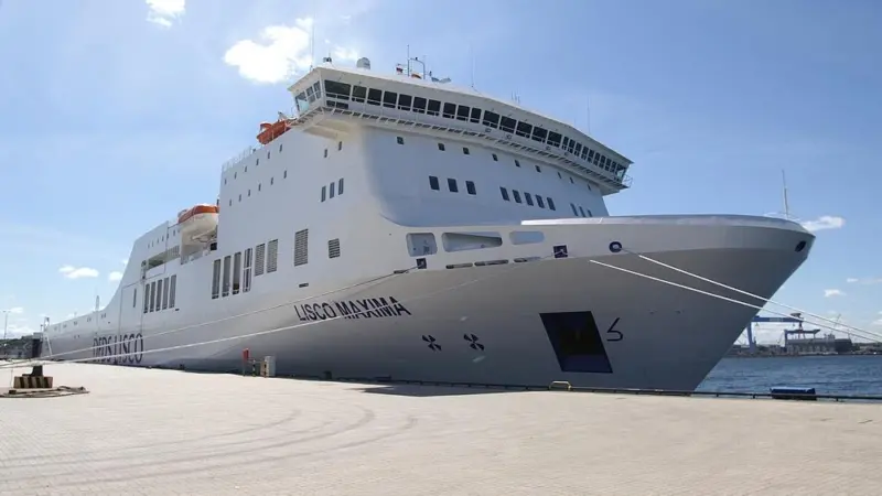 00_38538_03_Ferries_and_SS_Kiel