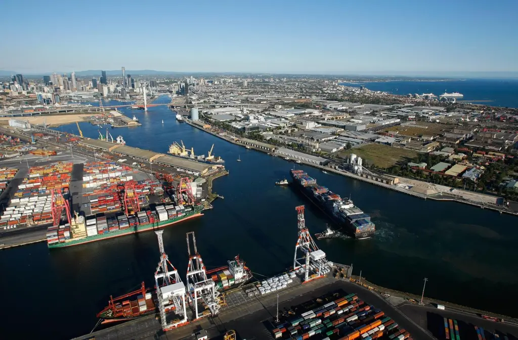 Swanson_Appleton_Victoria_Docks.jpg