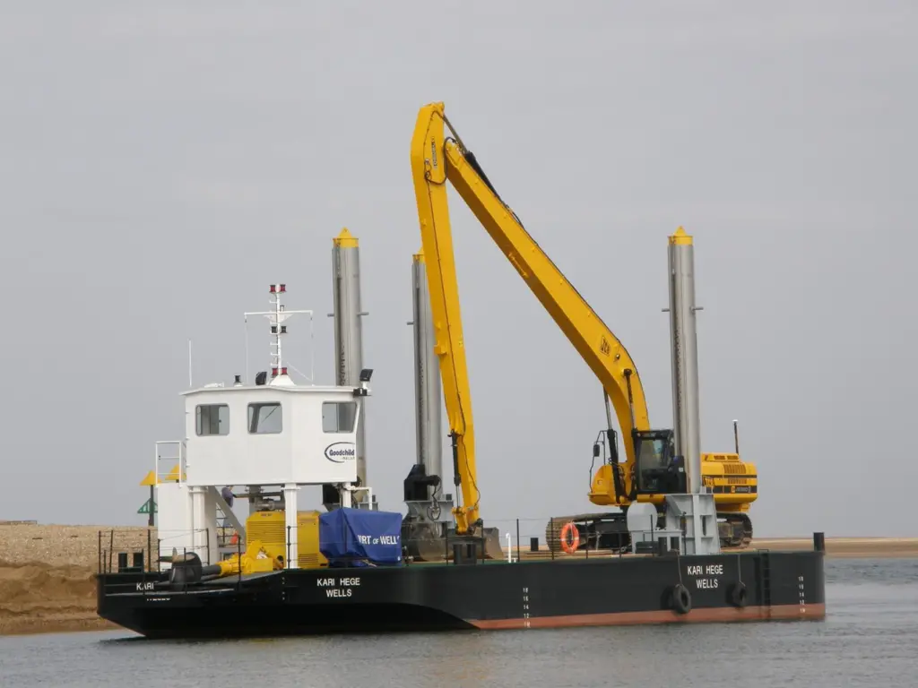 00_39581_OCT_Dredging_Wells_Serena