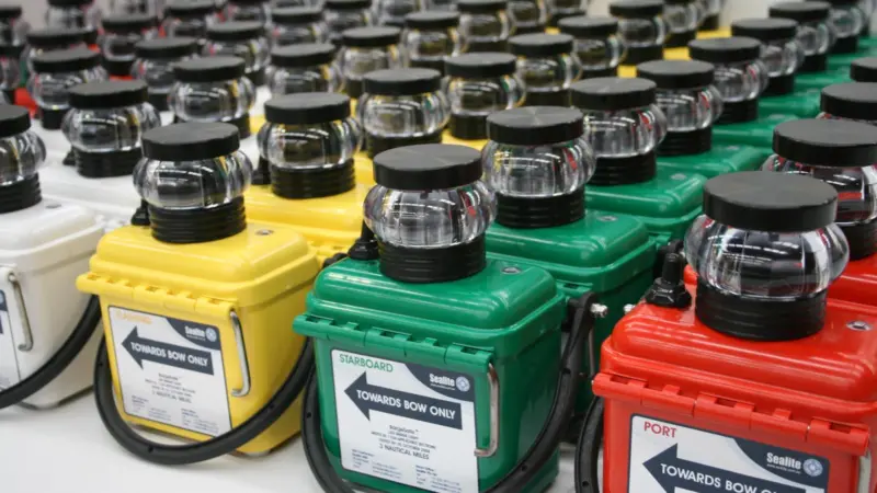 00_40431_OCT_Navaids_Sealite