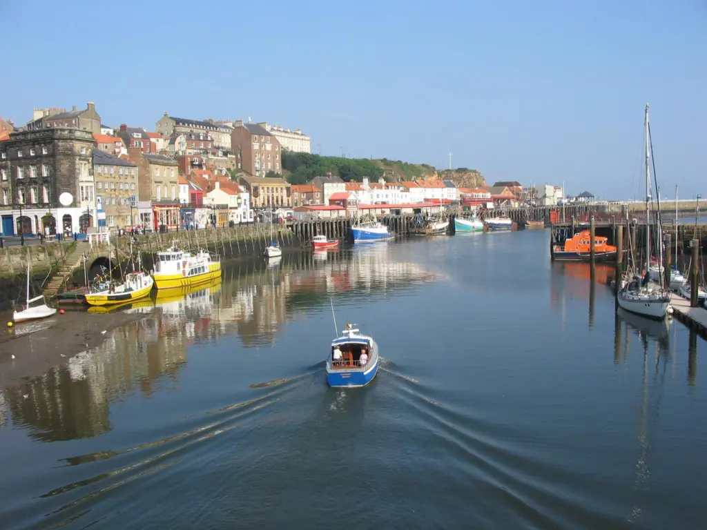 00_43141_OCT_Safety_Whitby