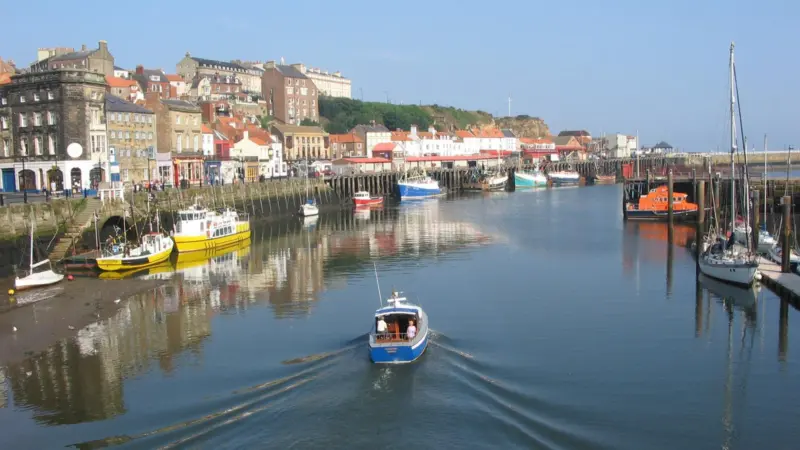 00_43141_OCT_Safety_Whitby