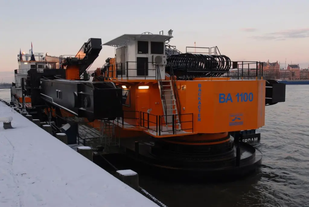 00_43197_JAN-dredging-Van-OOrd
