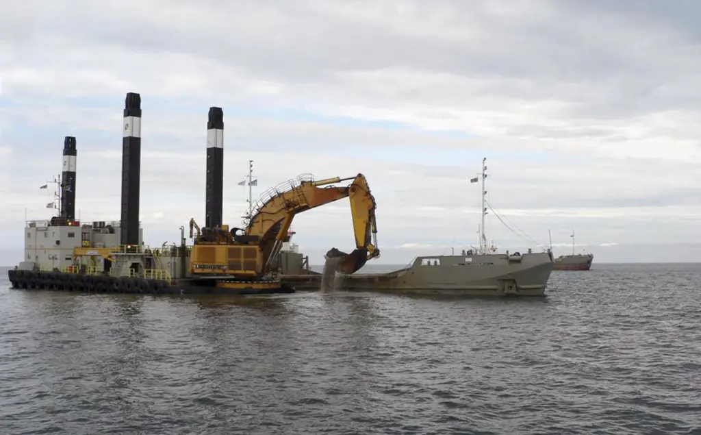 00_43202_JAN-Dredging-Raake