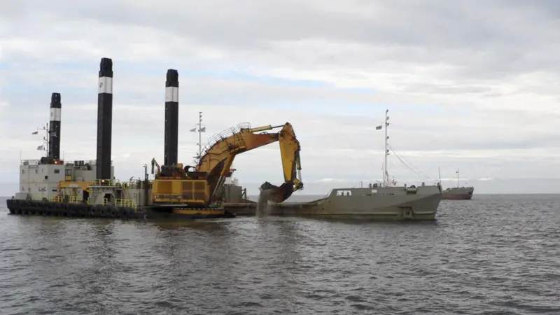 00_43202_JAN-Dredging-Raake