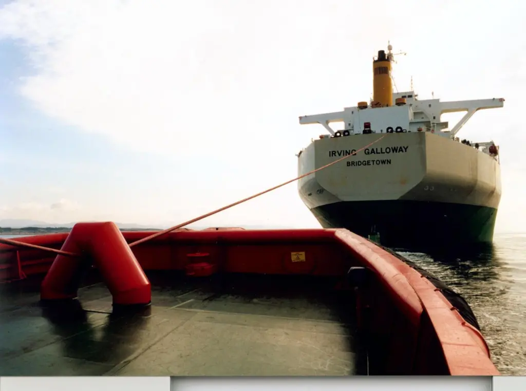 The strength of a ship’s bollards and fairleads is of great importance when a high powered escort tug is employed.