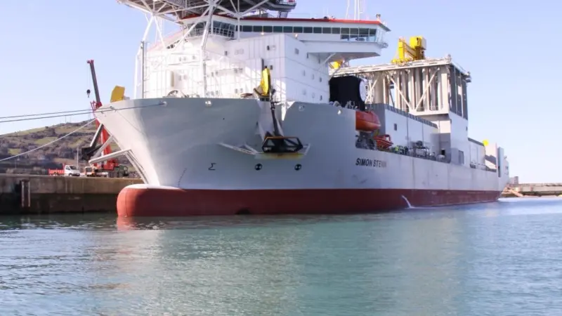 The newbuild Simon Stevin will start its first project offshore of Australia.