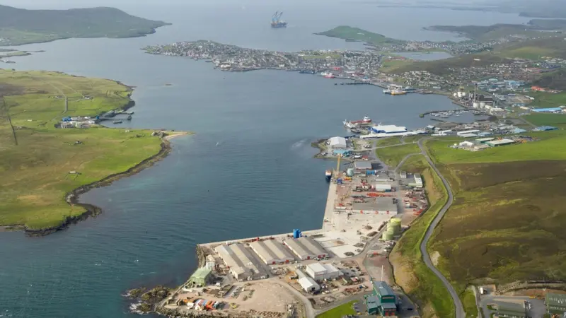 AF Decom and Port of Lerwick are to developed a decommissioning facility at the port.