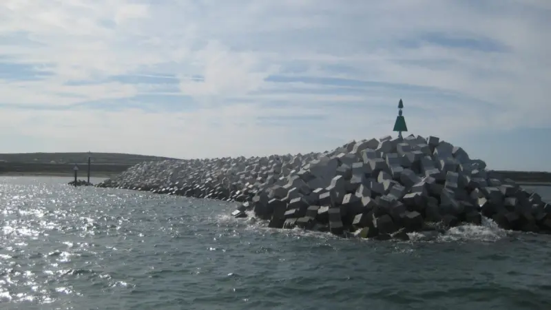 The latest project to make use of Xbloc armoured units will see them used to reinforce a LNG breakwater in Australia.