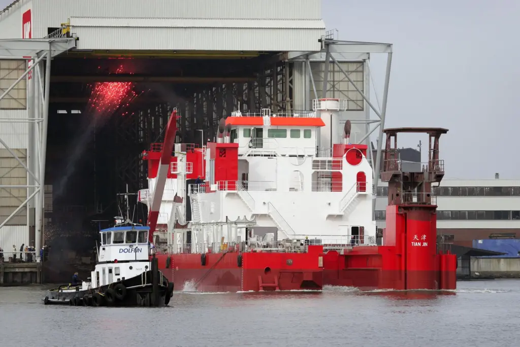 The ZHONG GUO SHUI DIAN J09 is launched last month at IHC’s Hardinxveld-Giessendam yard.