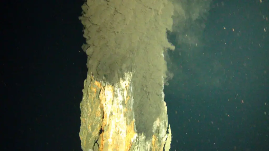 The first picture of a deep water vent over three miles down in the Cayman Trough. Photo: National Oceanography Centre.