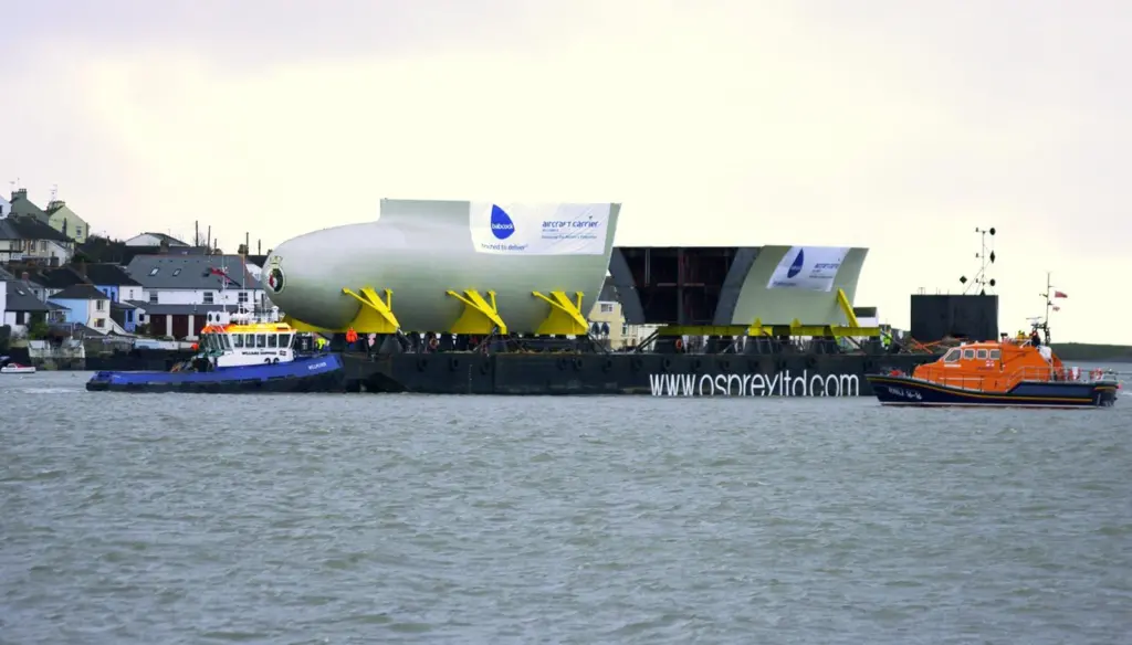 Barge ‘Osprey Carrier’ leaves Appledore with two major sections for the hull of HMS Queen Elizabeth.