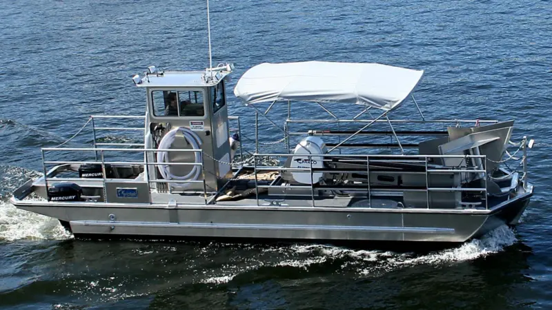 The Rapid Response Skimmer has a recovered oil capacity of 1,000 gallons.