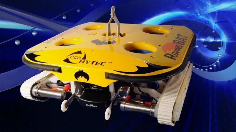 The Roving Bat is ideally suited to survey the hulls of ships, underwater structures and hydraulic dams for any signs of damage.