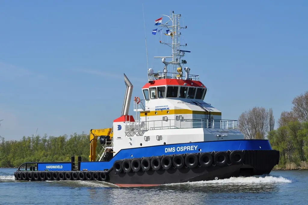 'DMS Osprey' started life as a ‘Pushbuster’.