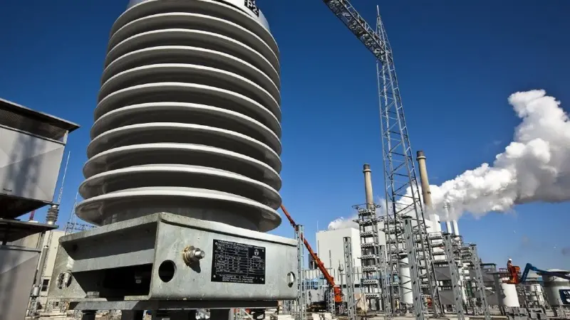 A current transformer at the Maasvlakte site. Photo: BritNed