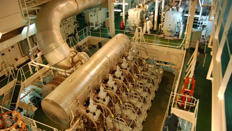 Ship operators are beginning to give their crews bonuses based on improvements in fuel consumption and related environmental aspects.