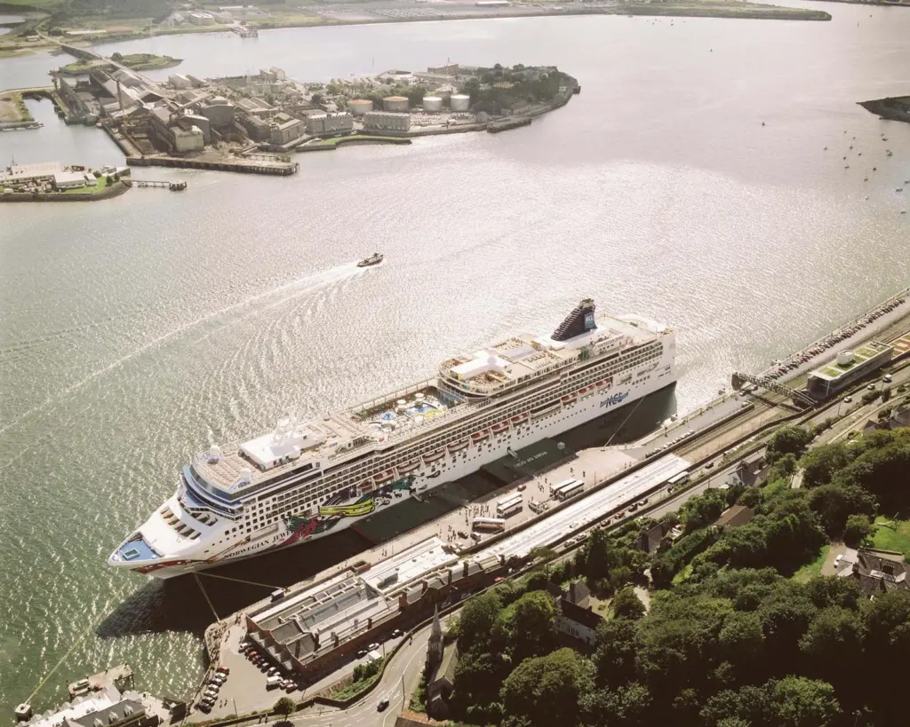 The sheer area of the Port of Cork provides a major challenge for port security.