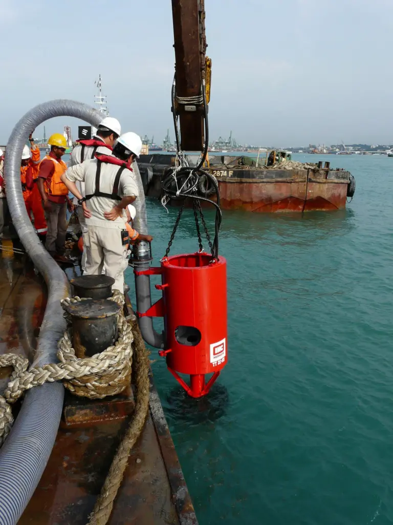 The improved TT pump in use in a small scale dredging project.