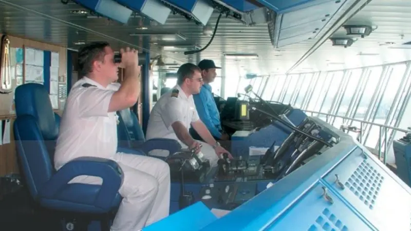 A shortage of 27,000 maritime officers worldwide has been forecast by 2015.