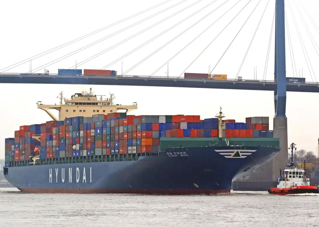 New Hamburg visitor CMA CGM 'Christophe Colomb' is twice as big as this ship, seen negotiating the Elbe at Hamburg.