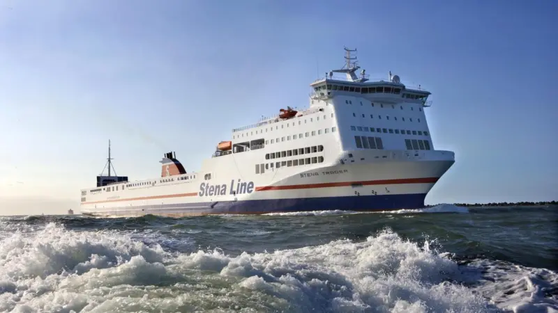 Following conversion works, Stena Trader and Stena Traveller will be able to carry out two tier loading and discharge.