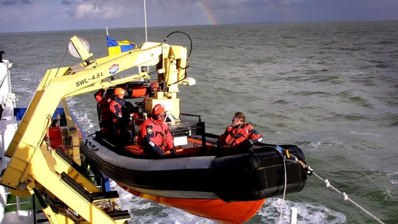 A davit system from Ned-Deck marine B.V.
