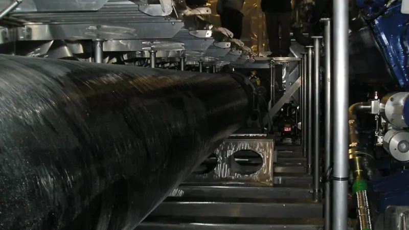 The Centadisc-C carbon fibre shaft bridges spans of any length without the need for intermediate support bearings.