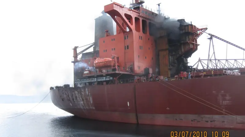 The fire spread to the accommodation block and the top of the engine room and an explosion resulted, caused by liquids detonating in the steering compartment.