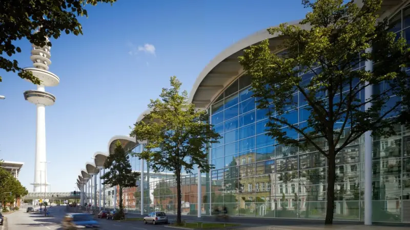 More than 50,000 visitors from over 100 countries are expected to attend SMM 2010. Photo: HMC/H.G. Esch, Ingenhoven Architects (HMCEI)