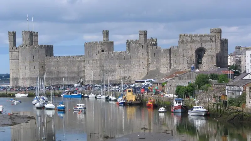 Gwynned Council is hoping to expand marina facilities at Caernarfon.