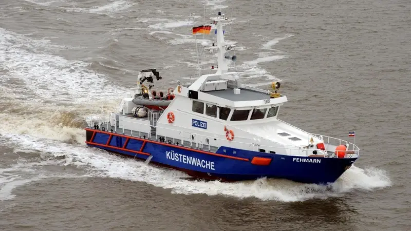 Fehmarn is built in aluminium alloy, with a specially shaped hull.