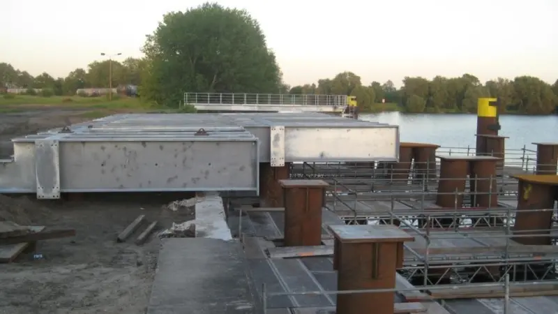 Pier 2 is seen under construction at the new ElbePort Wittenberge.