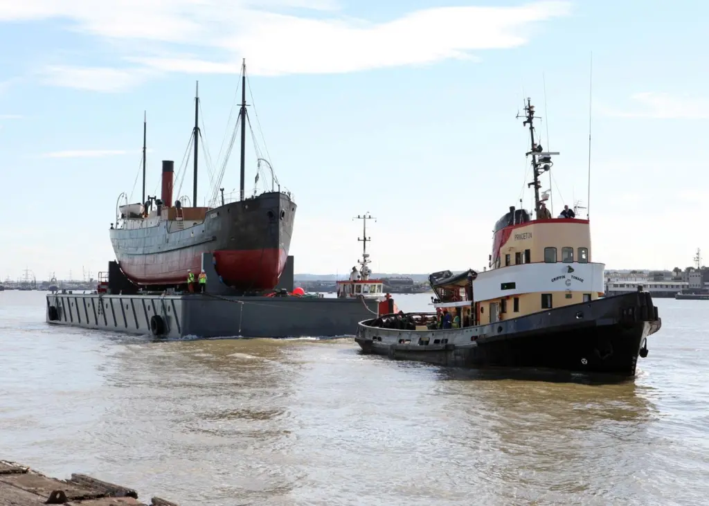 'SS Robin' arrives at the UK port of Tilbury on Saturday. Photo: Andy Howes