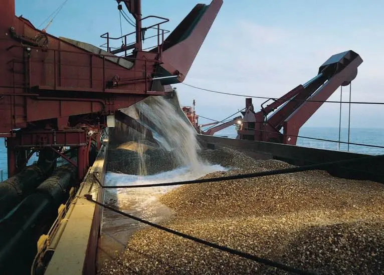 ABPmer’s assessment will inform subsequent Environmental Impact Assessments for individual aggregates dredging licence applications.
