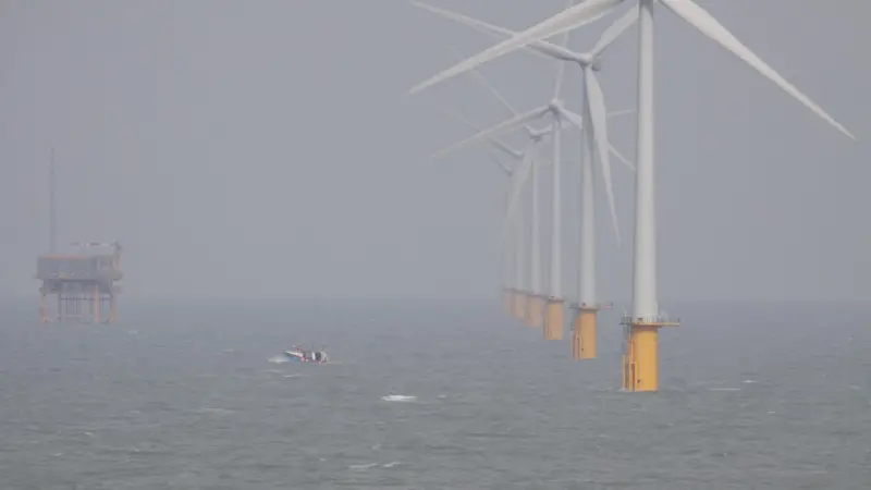The 100 turbine 300MW Thanet Wind Farm off North Foreland was opened in September and currently holds the title of the world’s largest operational offshore wind farm. Photo by Peter Barker