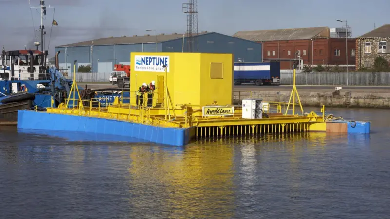 The Neptune Proteus full scale demonstrator is seen undergoing in-water testing at Hull’s Albert Dock.