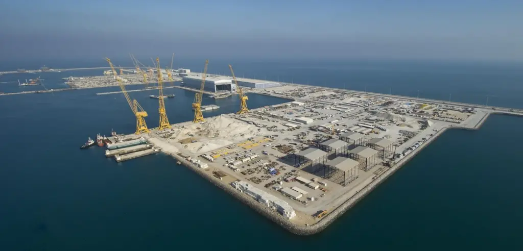 Nakilat Shipyard is located approximately 8km from Qatar’s shoreline and was constructed on some 110 hectares of reclaimed land. Photo courtesy of Nakilat