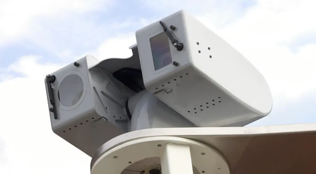 By integrating CCTV cameras and other electro-optical sensors such as thermal imagers into the Sea Cobra platform, the system can be tailored for a range of uses on fixed and floating platforms.