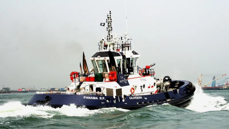 Calovebora, the first new Z-Tech for Panama, sails fully loaded from Hong Kong on its 10,000 mile delivery voyage.
