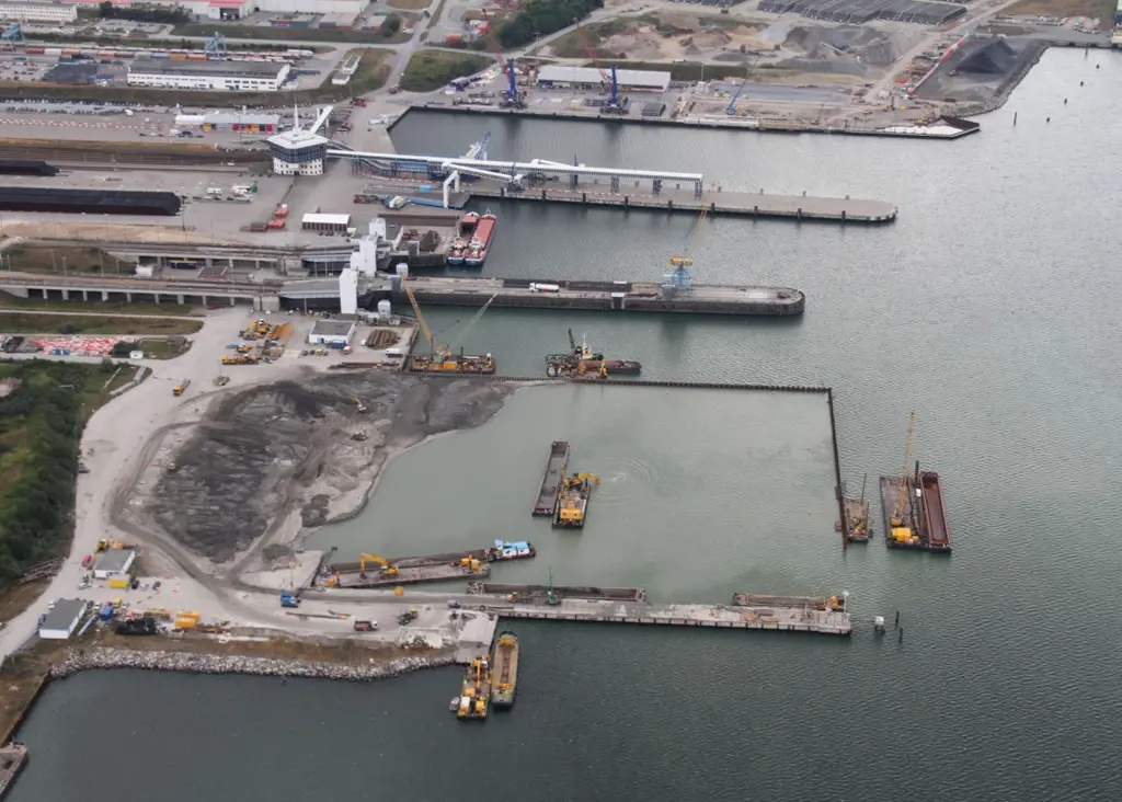 Mukran is expanding in order to become an offshore wind farm support base.